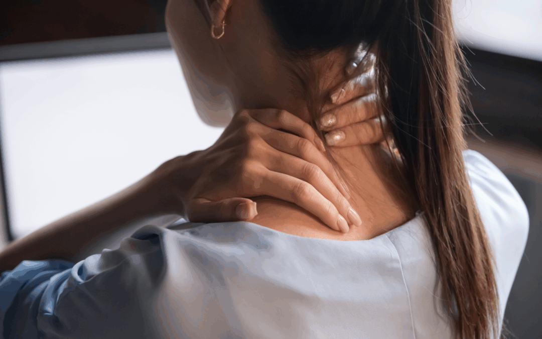 Cervicale e stress: perché in primavera il collo si ribella